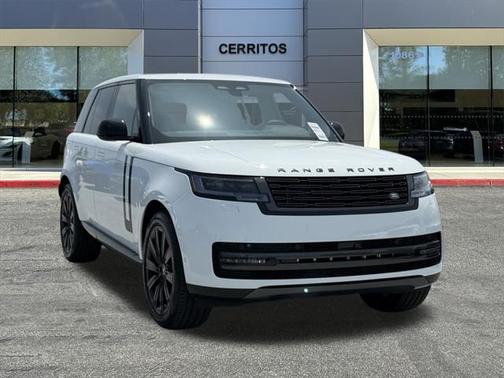 2025 Land Rover Range Rover P550e SE