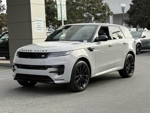 2025 Land Rover Range Rover Sport SE