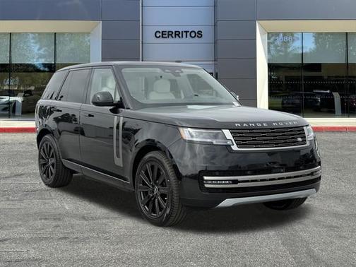 2025 Land Rover Range Rover P550e SE