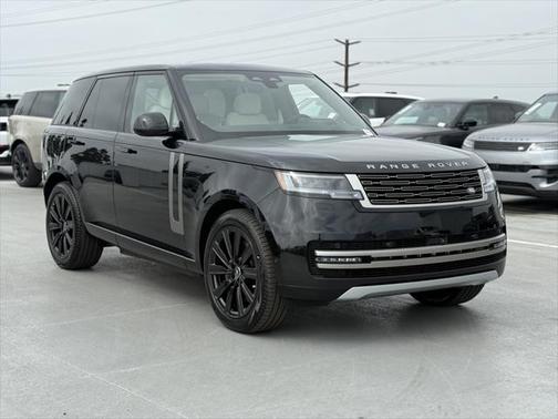 2025 Land Rover Range Rover P550e SE