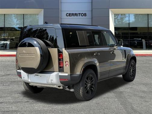 2025 Land Rover Defender 110 P300