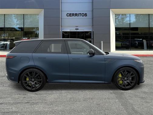 2025 Land Rover Range Rover Sport P635 SV Edition Two