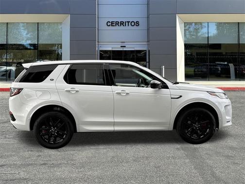 2024 Land Rover Discovery Sport Core S