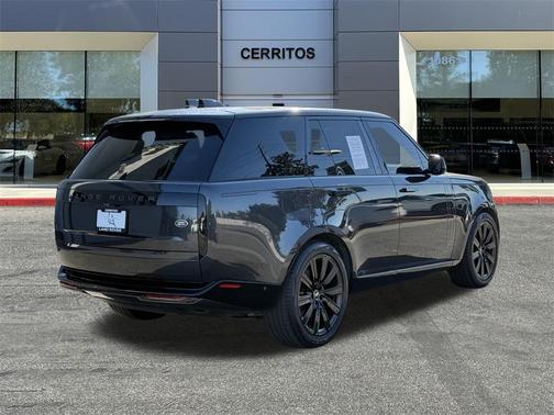 2023 Land Rover Range Rover P400 SE