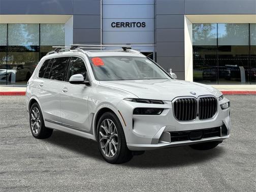 2023 BMW X7 xDrive40i