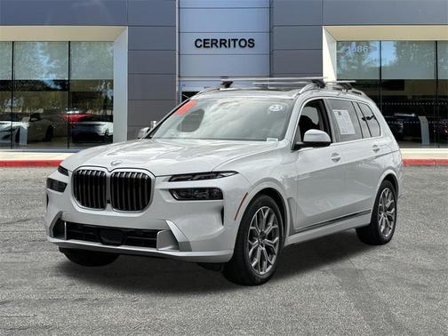 2023 BMW X7 xDrive40i