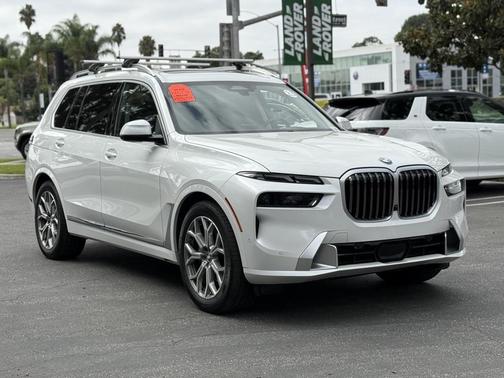 2023 BMW X7 xDrive40i