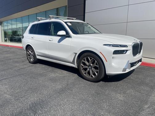 2023 BMW X7 xDrive40i