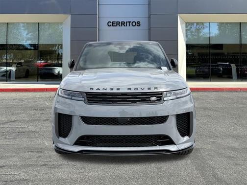 2025 Land Rover Range Rover Sport P635 SV Edition Two