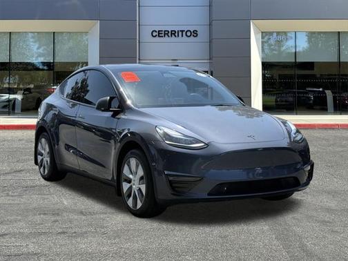 2023 Tesla Model Y Long Range Dual Motor All-Wheel Drive