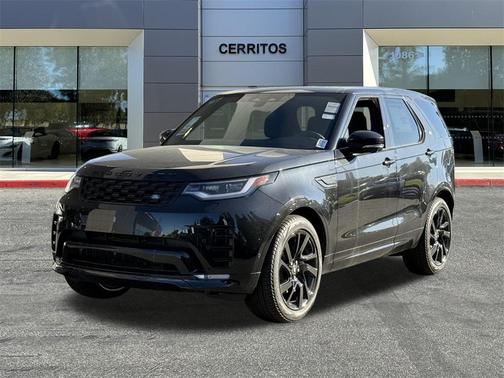 2025 Land Rover Discovery P300 Dynamic SE