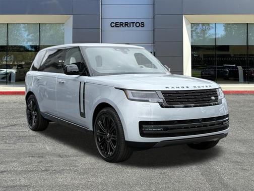 2025 Land Rover Range Rover P530 SE 7 Seat