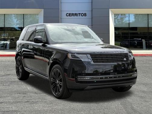 2025 Land Rover Range Rover P530 SE
