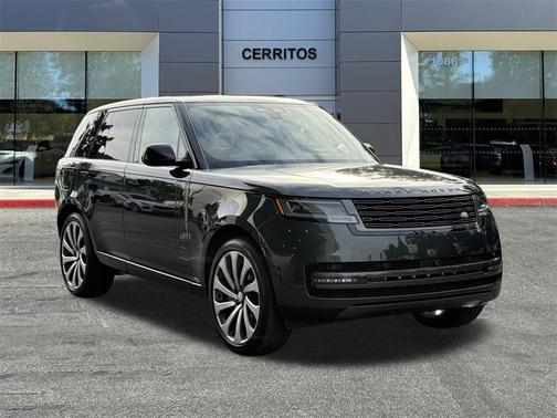 2025 Land Rover Range Rover P530 SE