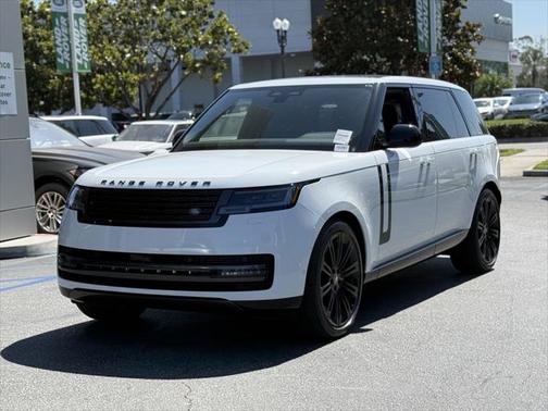 2025 Land Rover Range Rover P400 SE 7 Seat