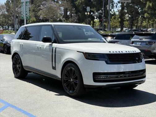 2025 Land Rover Range Rover P400 SE 7 Seat