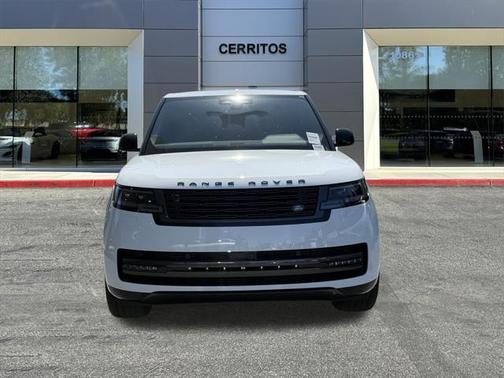 2025 Land Rover Range Rover P400 SE 7 Seat