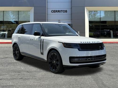 2025 Land Rover Range Rover P400 SE 7 Seat