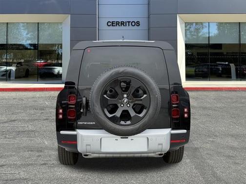2025 Land Rover Defender 130 P300 S