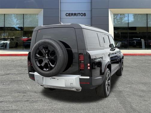 2025 Land Rover Defender 130 P300 S