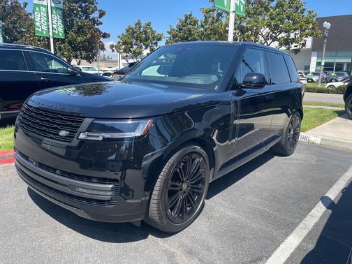 2024 Land Rover Range Rover P530 SE