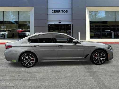 2023 BMW 530e Base