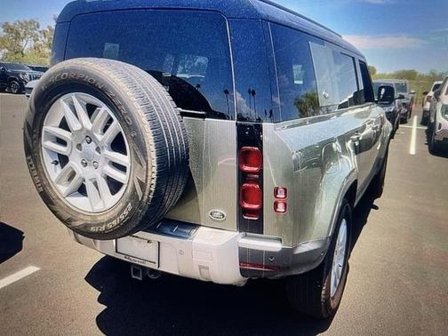 2023 Land Rover Defender 110 S