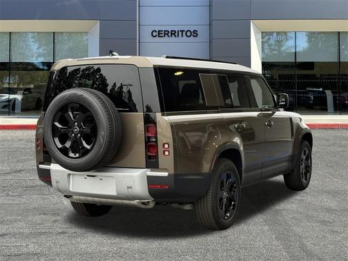 2025 Land Rover Defender 130 P300 S