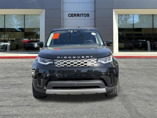 2024 Land Rover Discovery P300 S