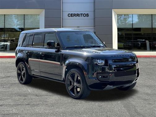 2024 Land Rover Defender 110 V8