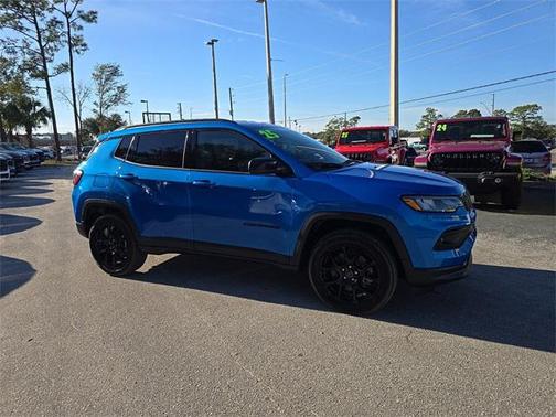 2025 Jeep Compass Latitude