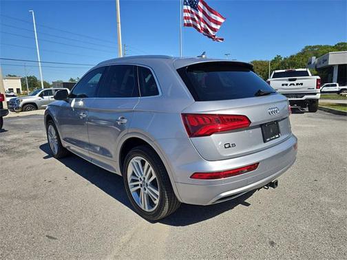2018 Audi Q5 2.0T Tech Premium