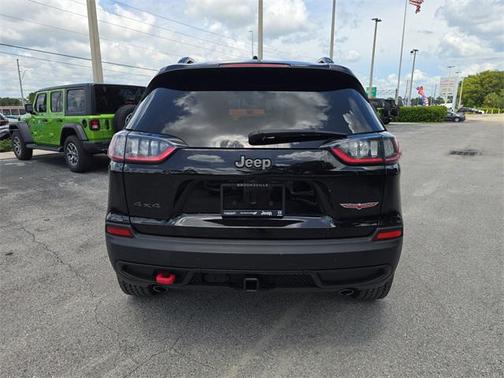 2022 Jeep Cherokee Trailhawk