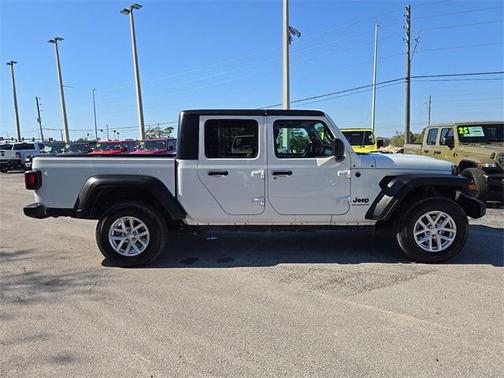 2023 Jeep Gladiator Sport S