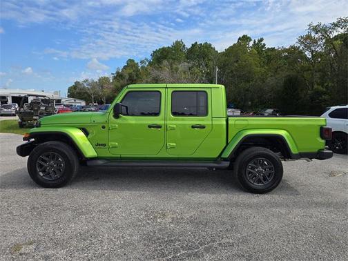 2025 Jeep Gladiator Sport S