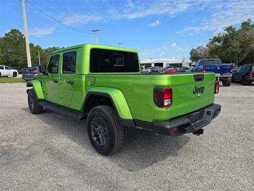 2025 Jeep Gladiator Sport S