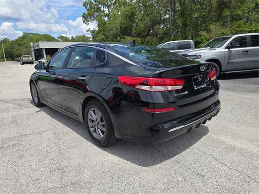 2020 Kia Optima LX