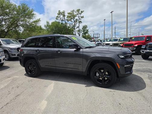 2025 Jeep Grand Cherokee Limited X