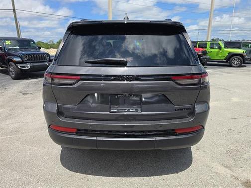 2025 Jeep Grand Cherokee Limited X