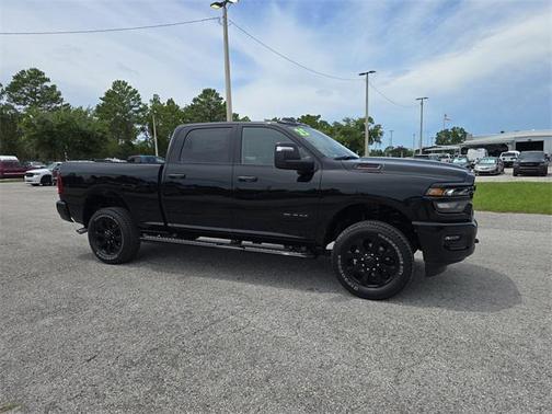 2025 RAM 2500 Big Horn Crew Cab 4x4 6'4' Box