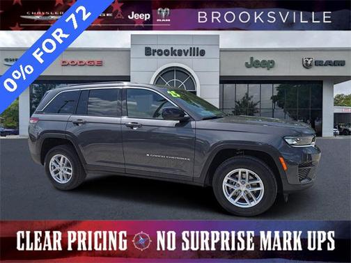 2025 Jeep Grand Cherokee Laredo