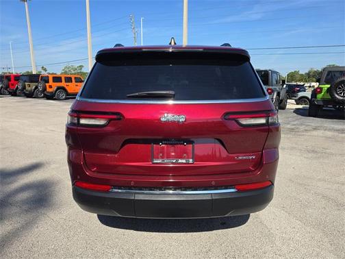 2023 Jeep Grand Cherokee L Laredo