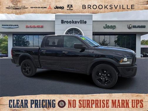 2024 RAM 1500 Classic Warlock Crew Cab 4x4 5'7' Box