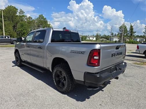 2025 RAM 1500 Warlock Crew Cab 4x4 5'7' Box