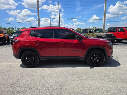 2025 Jeep Compass Latitude