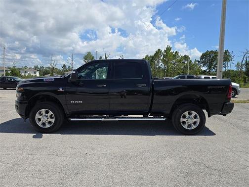 2025 RAM 2500 Big Horn Crew Cab 4x4 6'4' Box