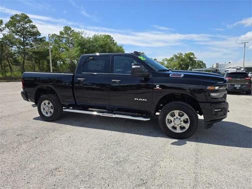 2025 RAM 2500 Big Horn Crew Cab 4x4 6'4' Box