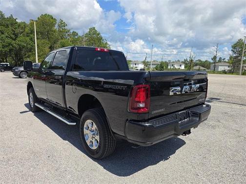 2025 RAM 2500 Big Horn Crew Cab 4x4 6'4' Box