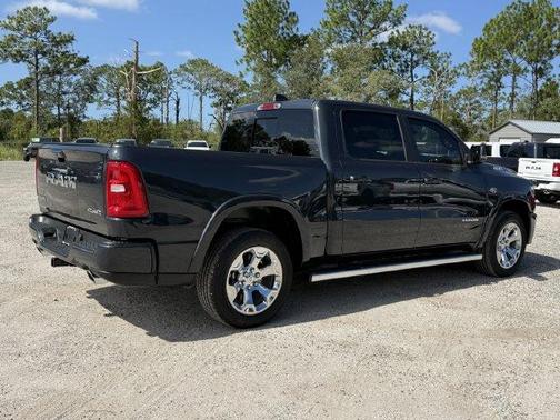 2027 RAM 1500 Big Horn/Lone Star