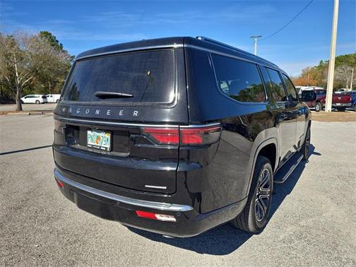 2024 Jeep Wagoneer L Series II 4x2